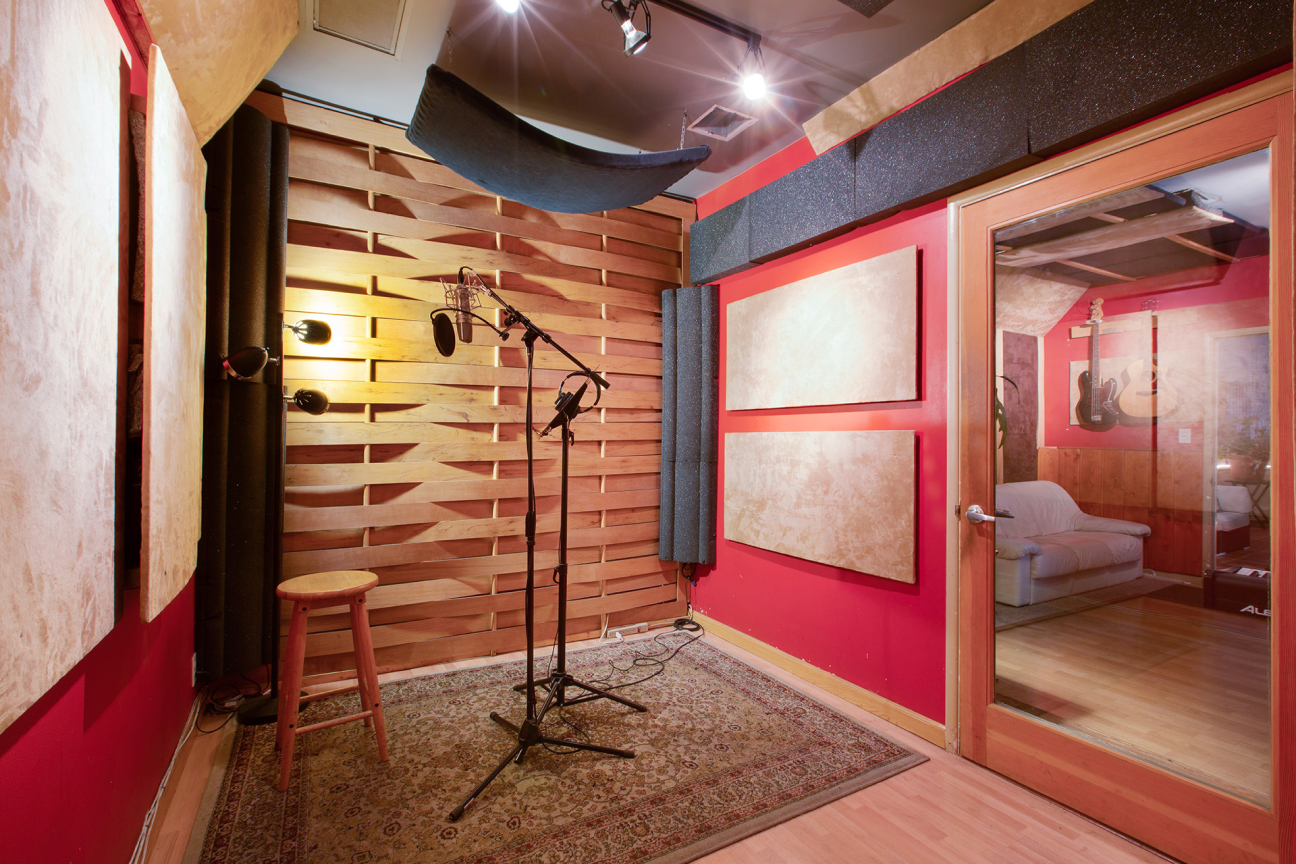 Inside The Dub Room Studio