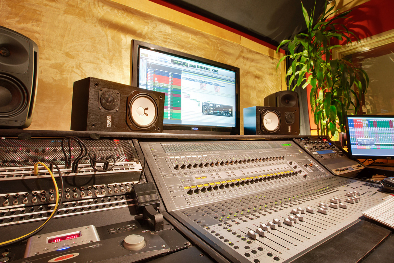 Inside The Dub Room Studio